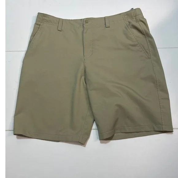 Under Armour YXL Boys Golf Shorts Khaki Performance Flat Front - Picture 1 of 8